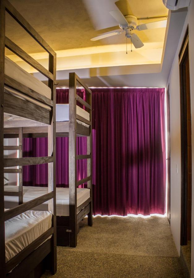 Los Muertos Hostal Puerto Vallarta Kültér fotó